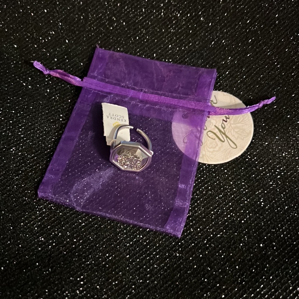 KENDRA SCOTT “DAVIS” COCKTAIL RING - Picture 7 of 7